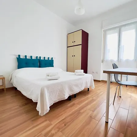 G House Apartamento Cagliari